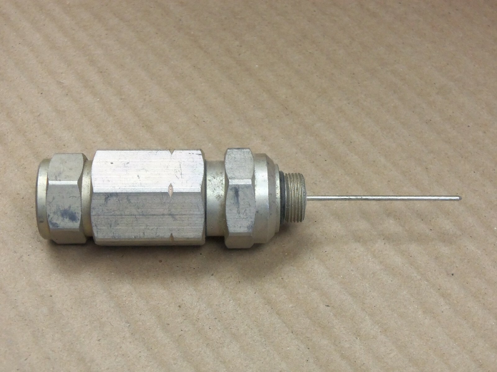 Gilbert 500-P3 pin type connector
