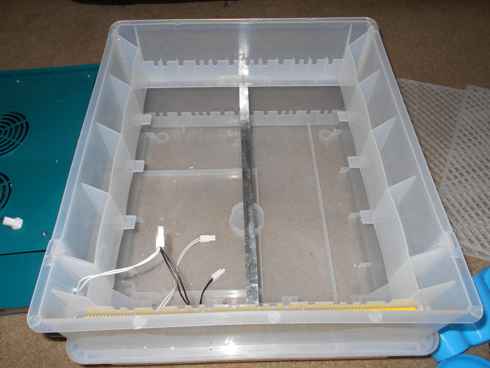 Incubators for Hatching Eggs 120, Chicken Egg Incubator with Automatic Egg Turni