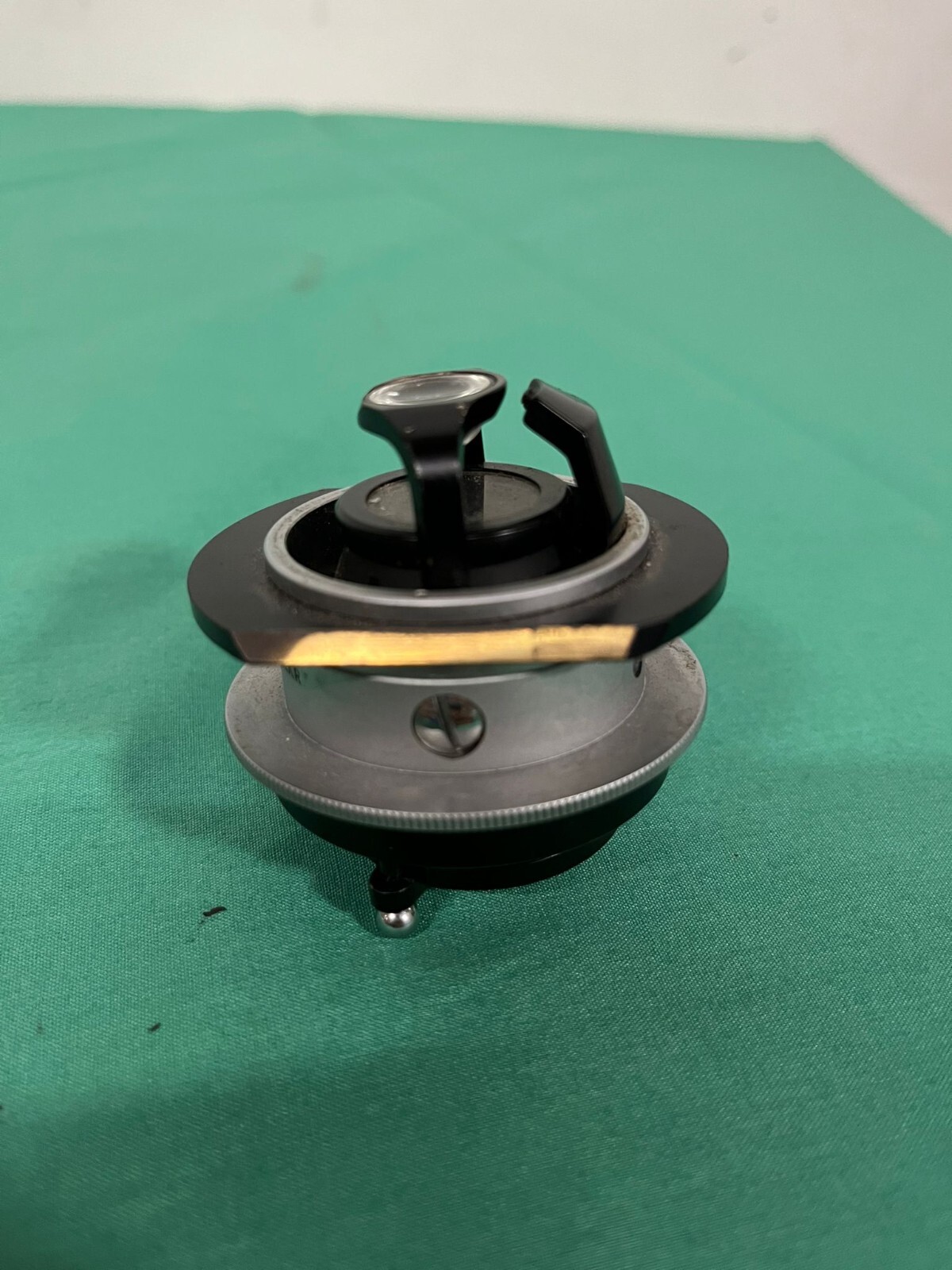 Leitz Condenser Microscope