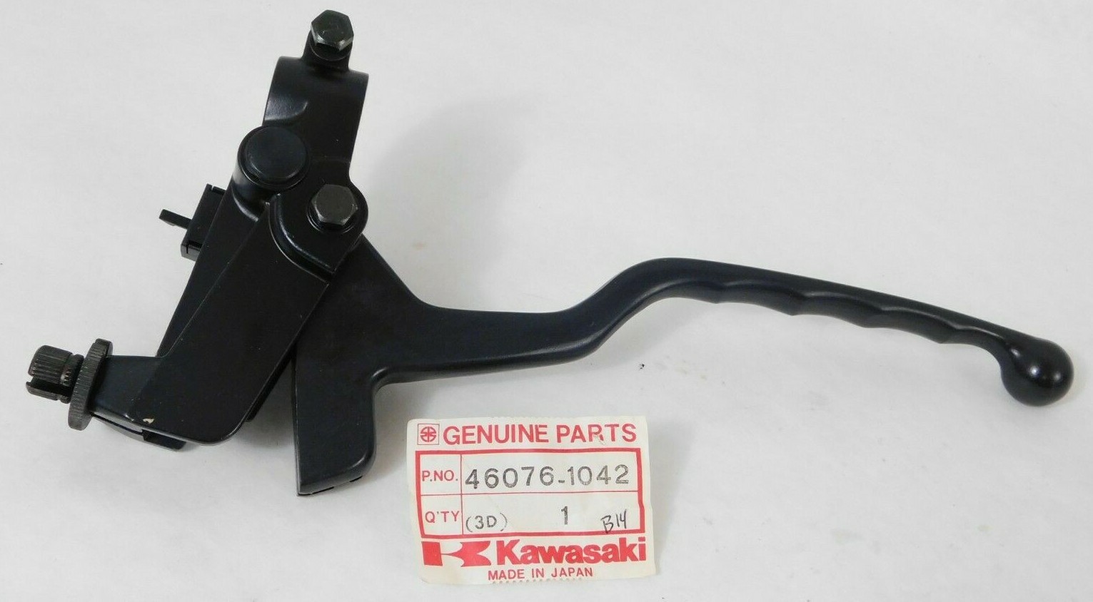 1 NEW 1983-1988 Kawasaki VN 1300 Voyager Clutch Lever Perch Assembly 46076-1042