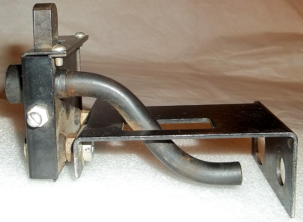 RELOADER PART WITH SPOUT & OPEN/CLOSE LEVER - UNKNOWN APPLICATION - FREE SHIP