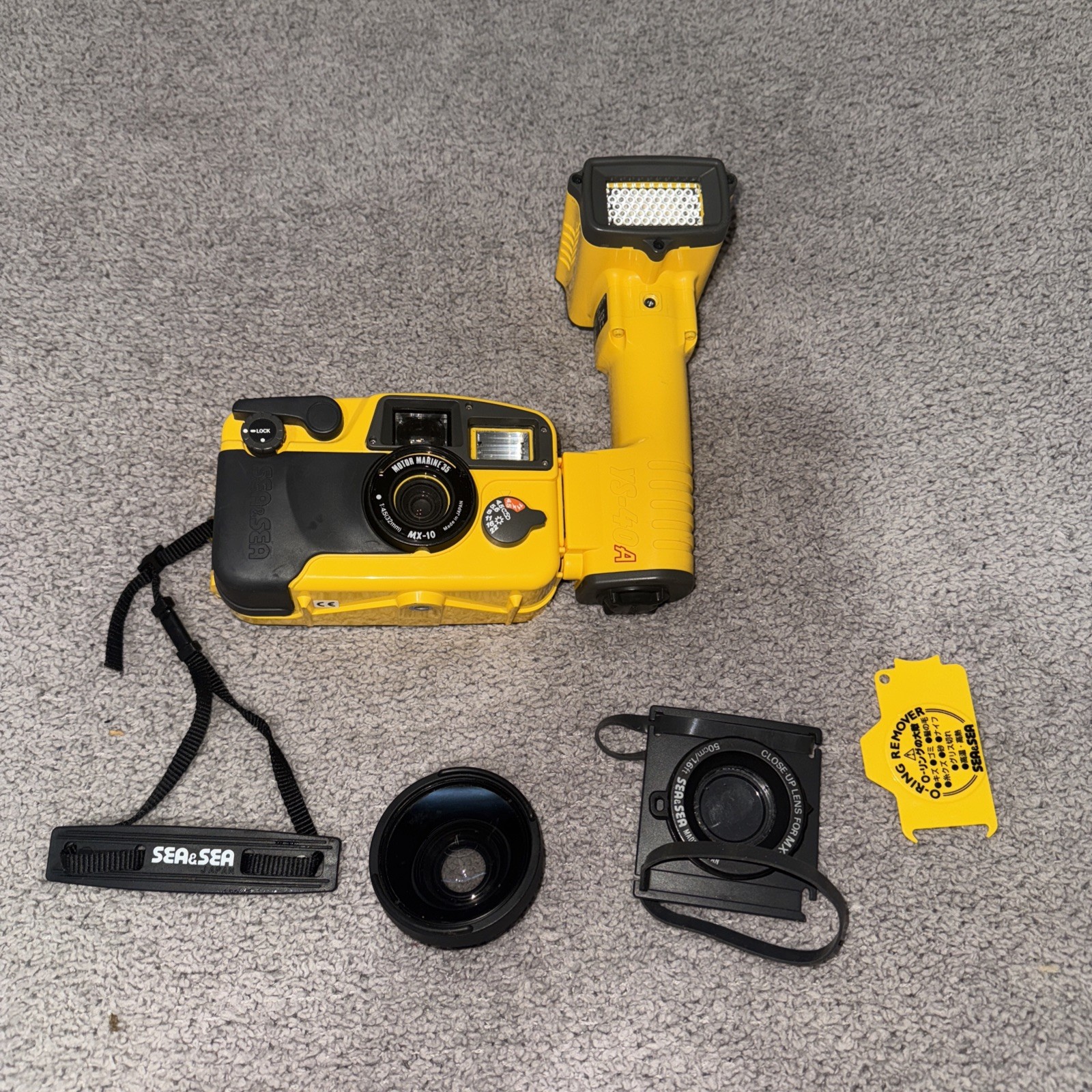 Sea & Sea MX-10 Motor Marine 35 Film Camera YS-40A Strobe Underwater Scuba Kit