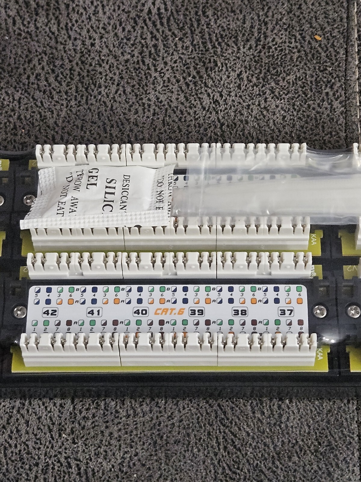 CAT6 48 Port Patch Panel Cat.6 UL Network Ethernet 19" X 3 3/8 (Bent Corner)