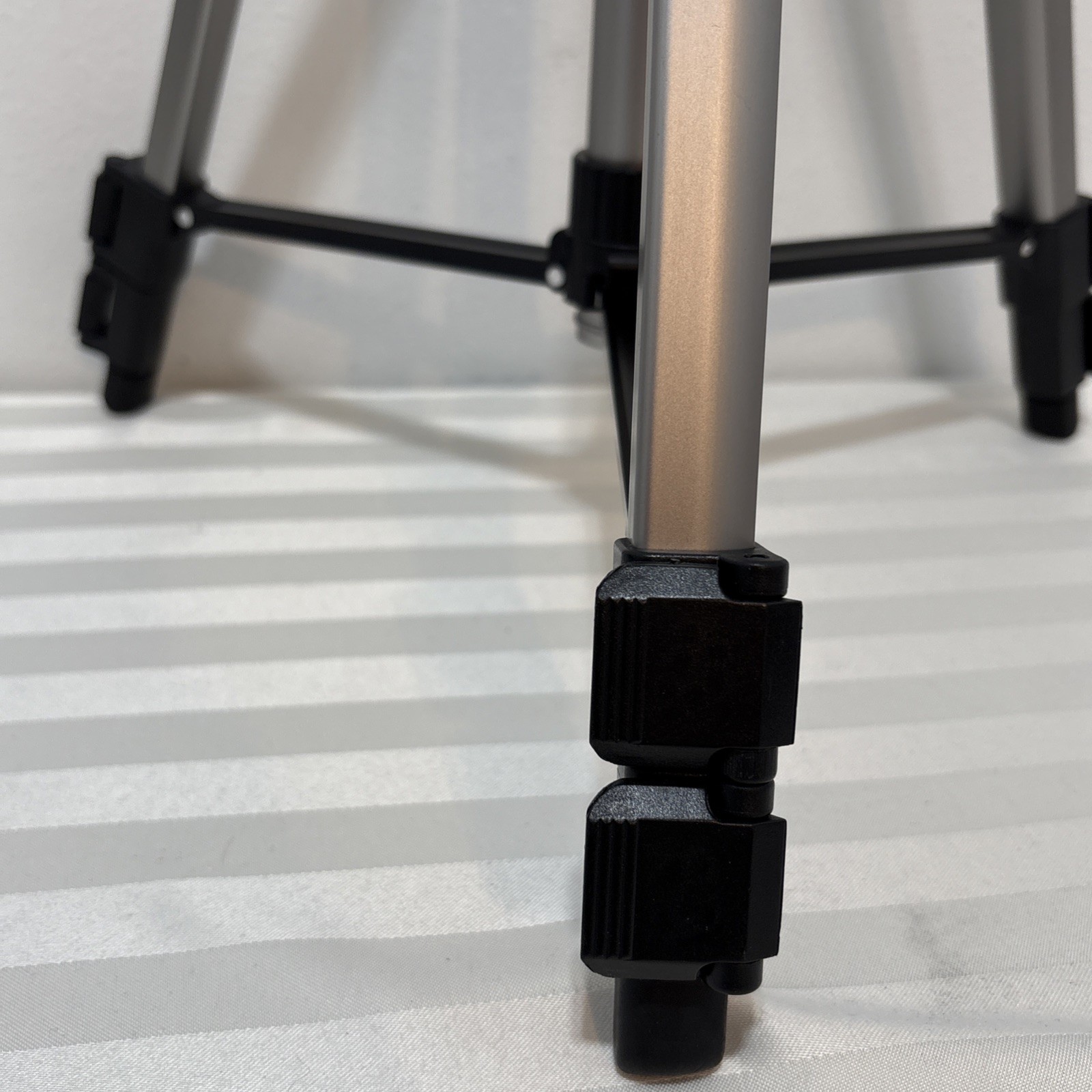 Quantaray Camera Tripod With Tilt Adjustable To 56” Height