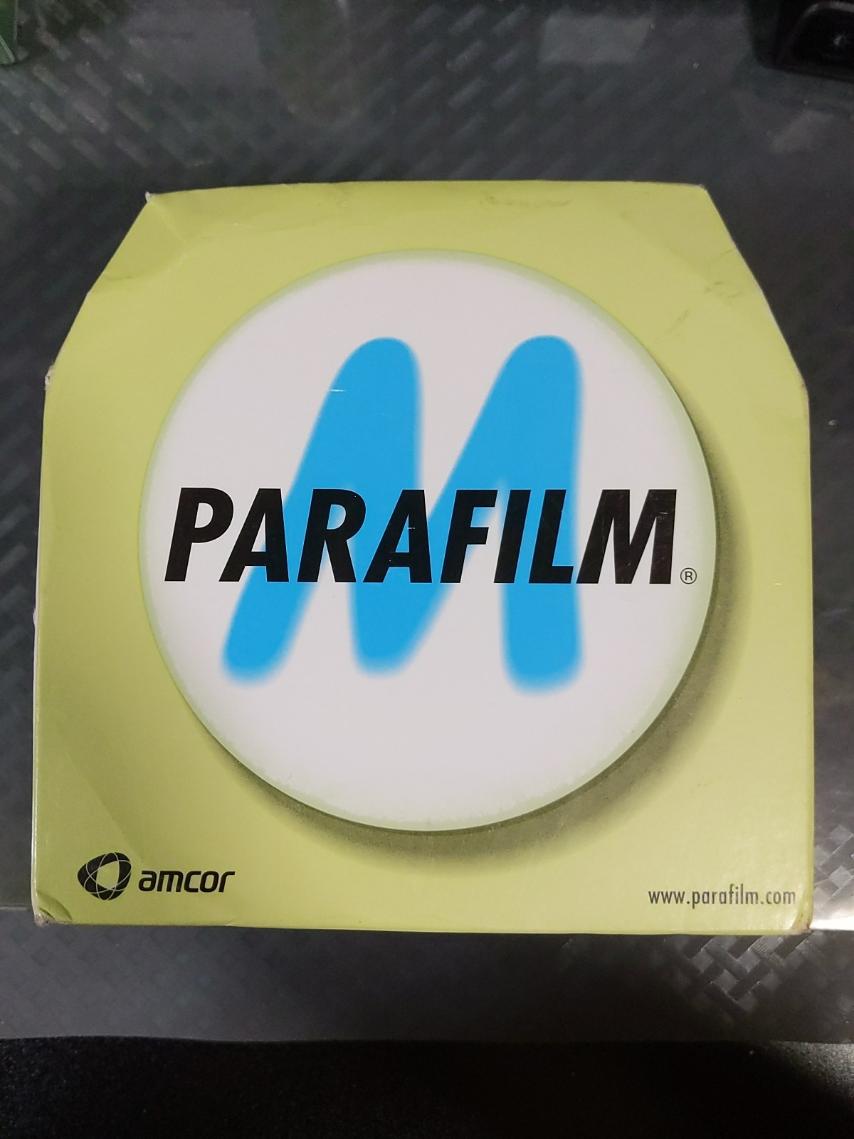 Amcor Parafilm Laboratory Film PM-996 - 4"x125' - *Damaged Box* #H2