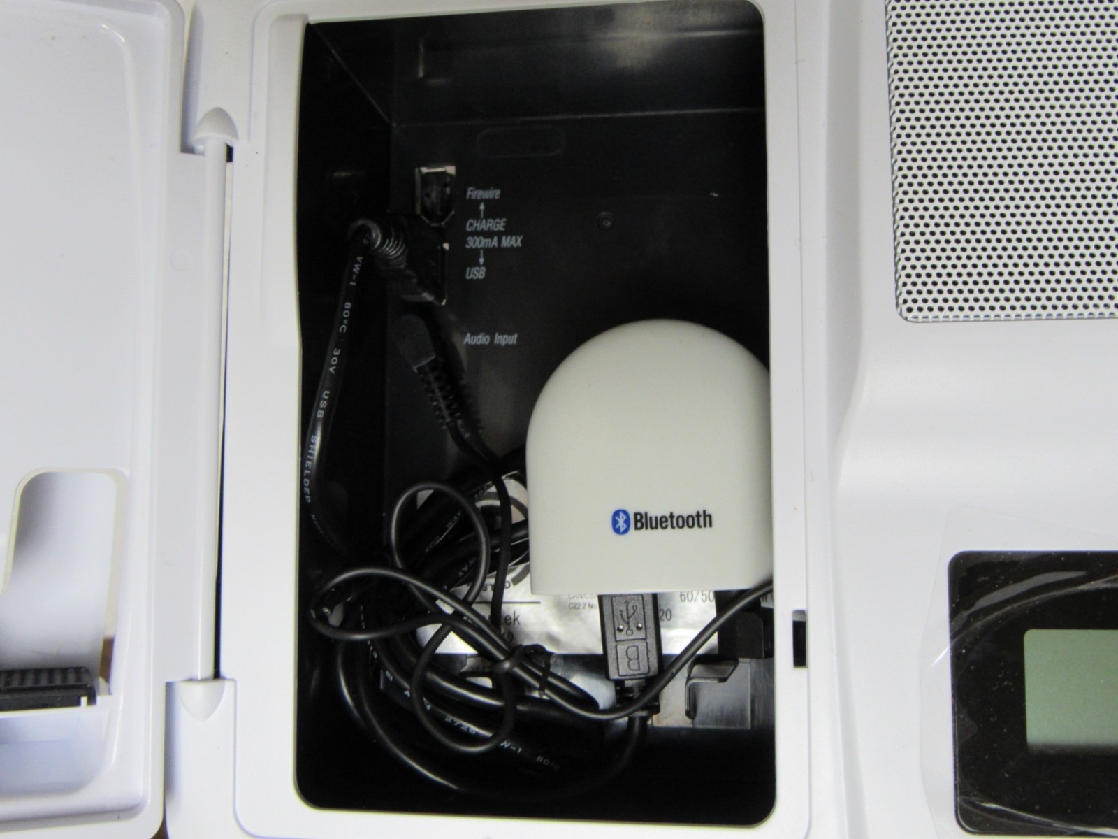 Bluetooth Receiver streaming music for DMC1, DMC3-4