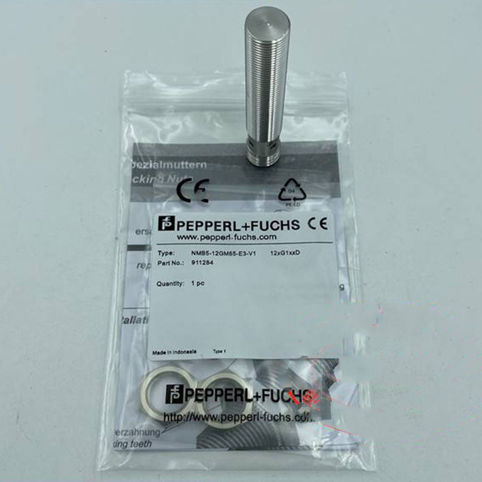 1PCS New For NMB5-12GM65-E3-V1 proximity switch