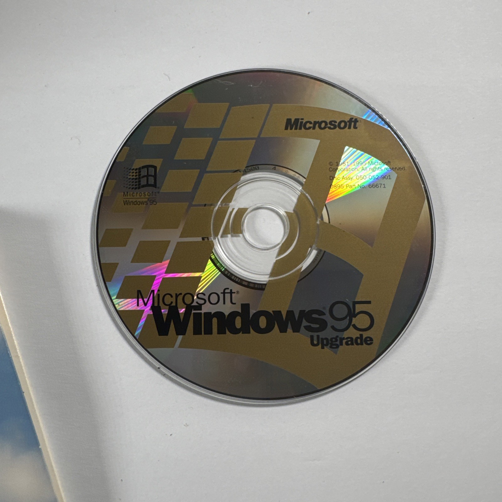 Microsoft Windows 95 Upgrade Disc CD w/ Product Key