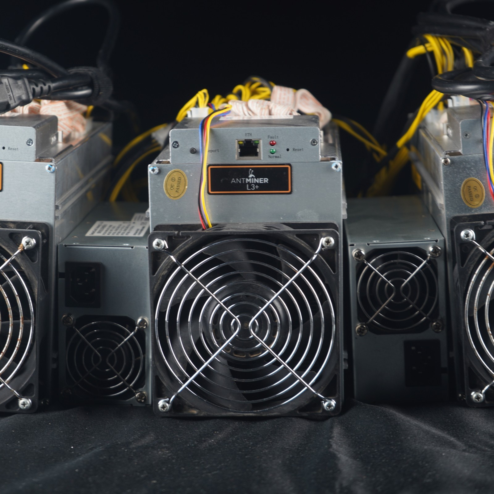 ✅ SERVICED/CLEANED ✅ - Antminer L3+ (Plus) Scrypt ASIC miner With Power Supply