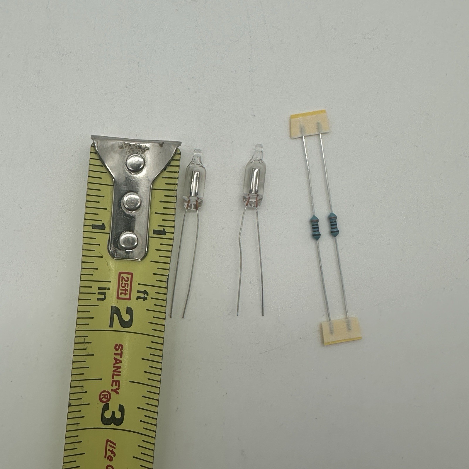 2 Neon Lamp 65-120VAC 1.90 mA, 18 mm Length And Resistors Clock Radio Light Kit