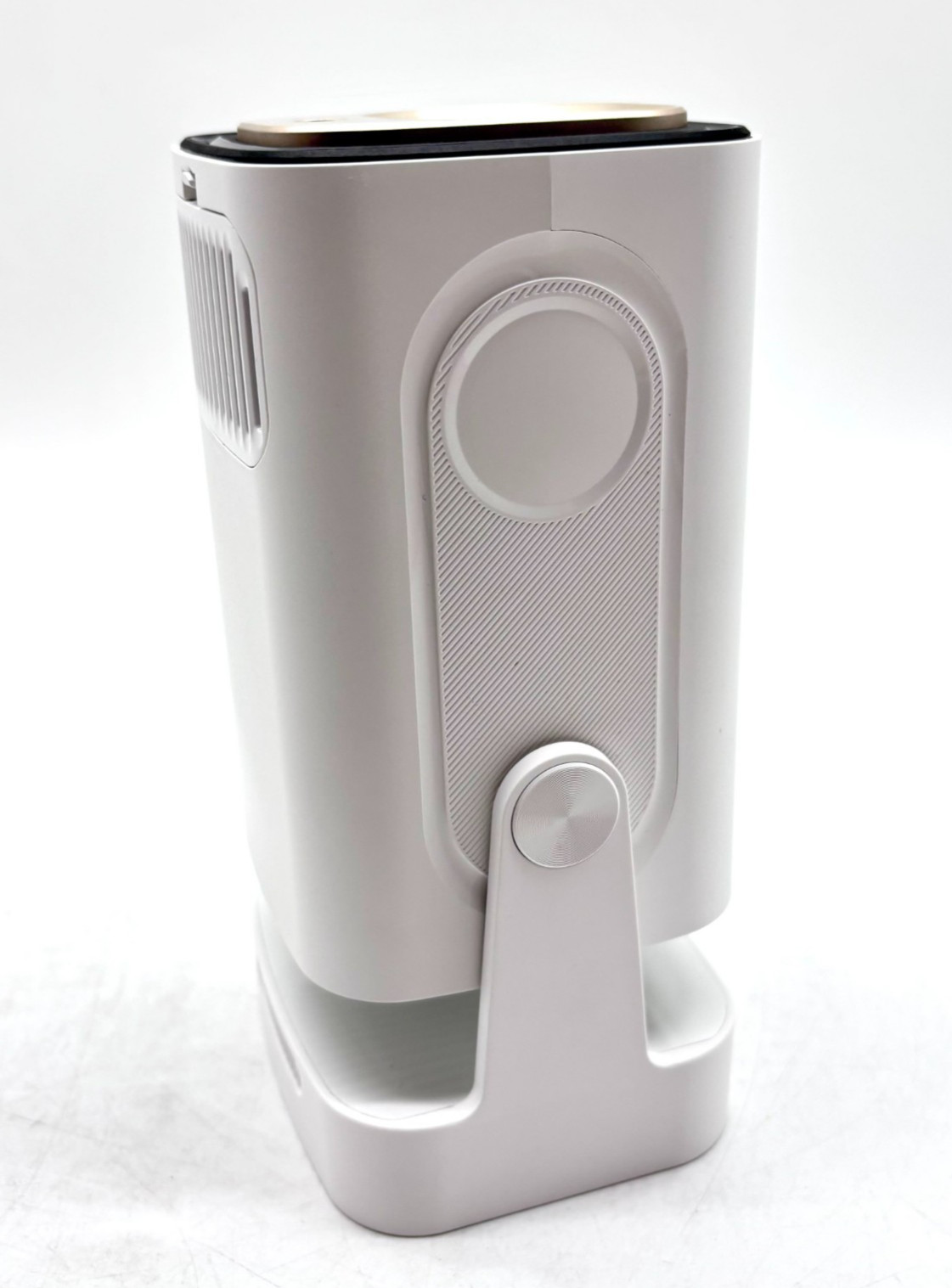 Dreamfair LED Source Multimedia Projector With Built-In Wifi & Bluetooth
