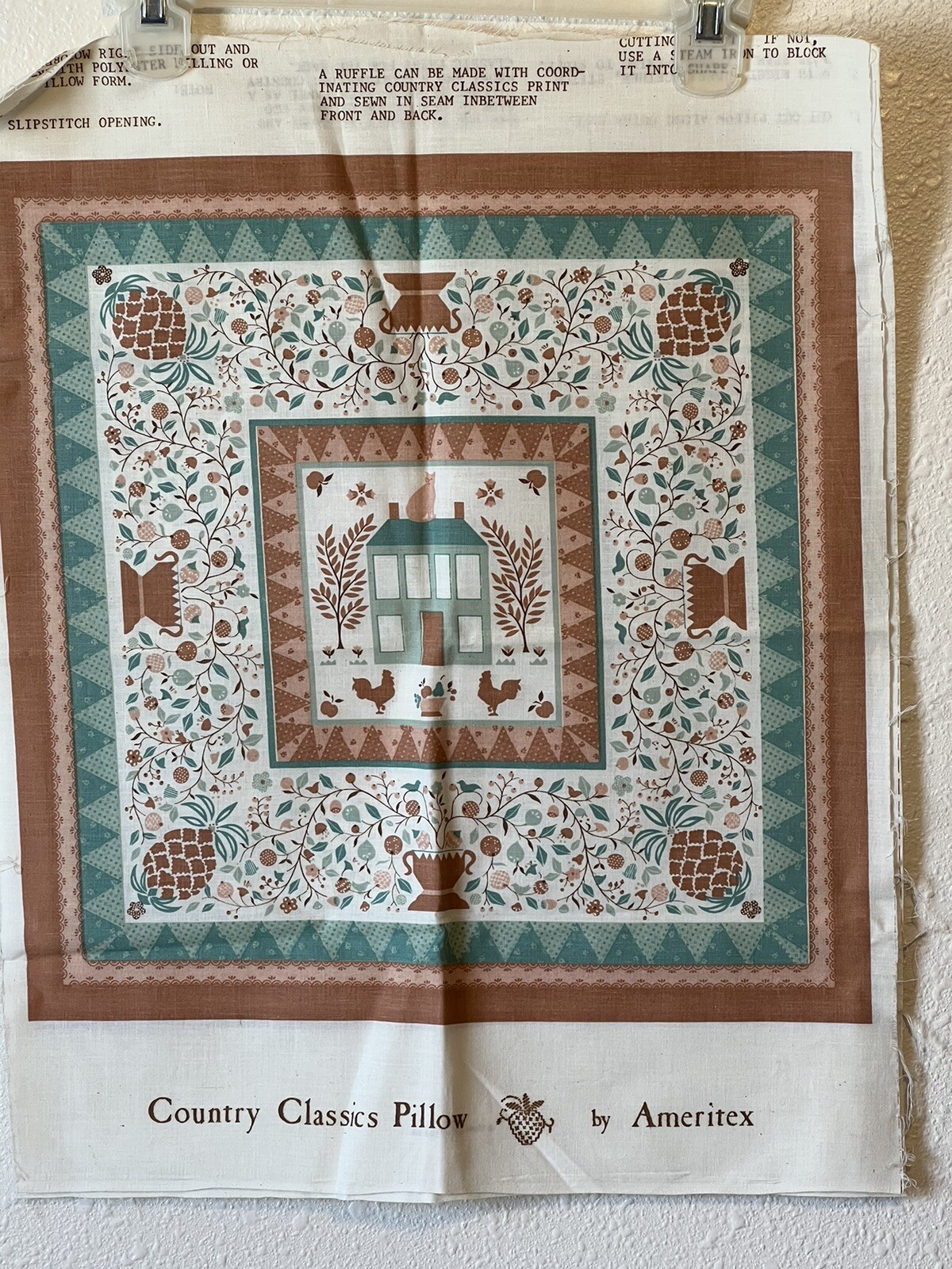 Pillow Making Fabric 2 Sets Folksy Cottage Heart Preowned