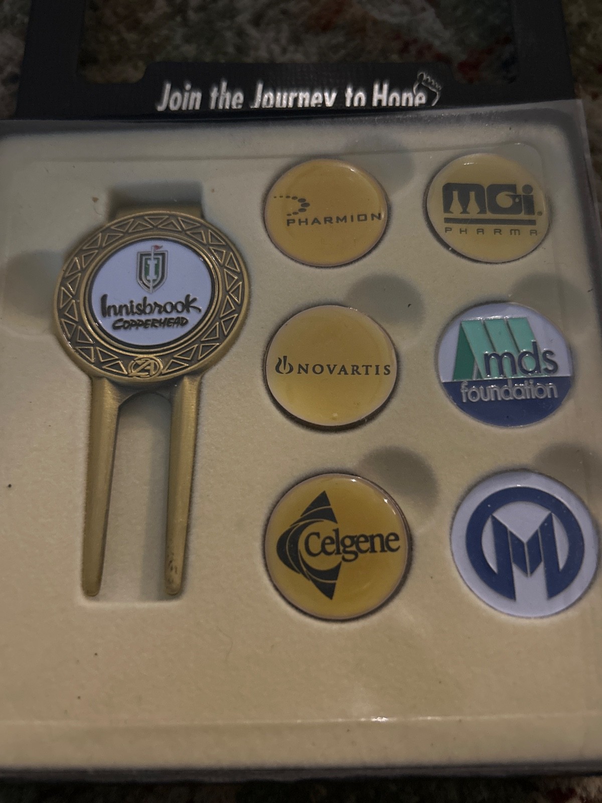 vintage  Innisbrook Golf Divot Tool Set - charity with xompany ball markers