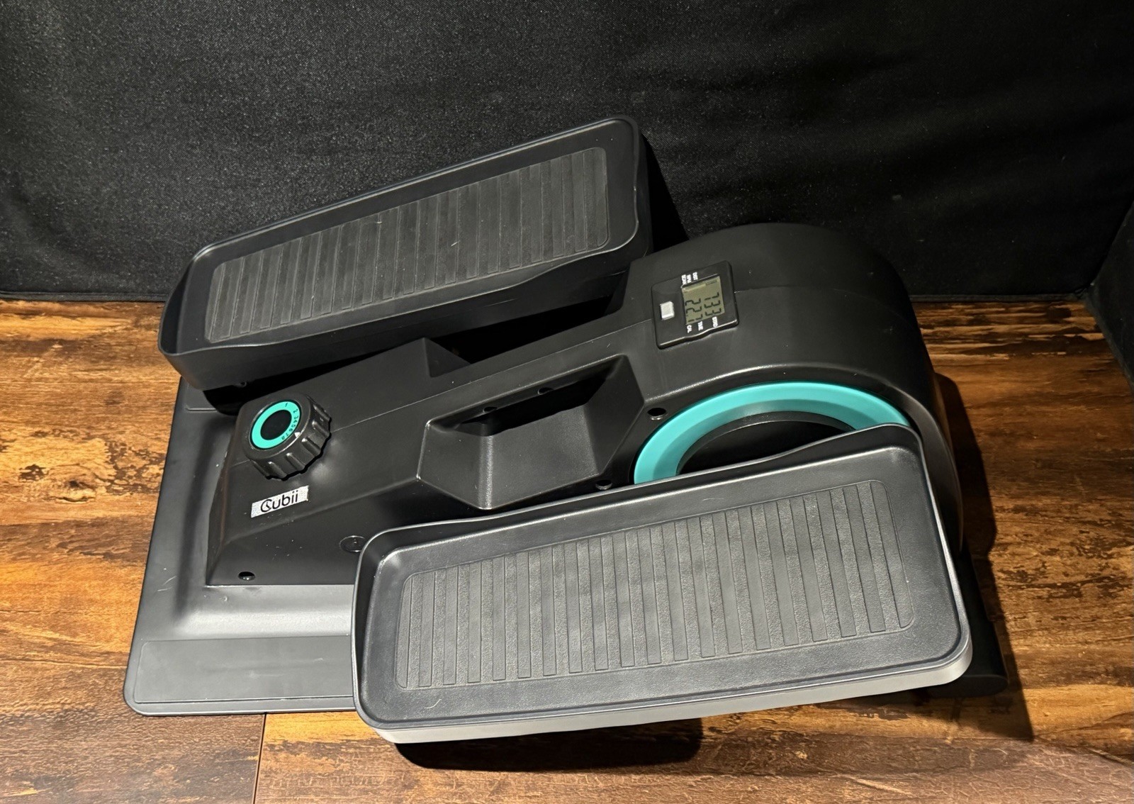 Cubii Compact Under Desk Elliptical F3A2 Black And Teal Digital Tracker Display