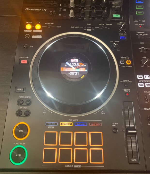 1pcs Pioneer XDJ-XZ DJ Controller