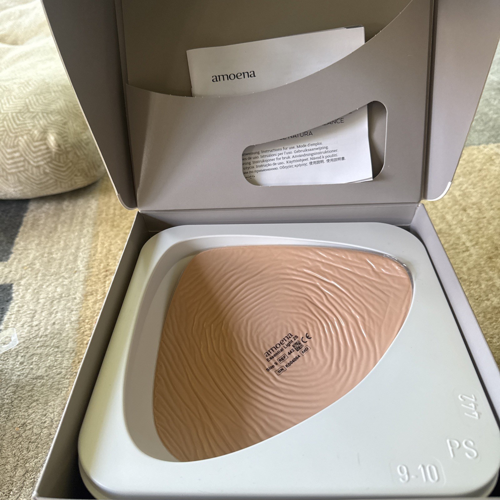Amoena 442 Essential Light 2S Prosthesis Size 9