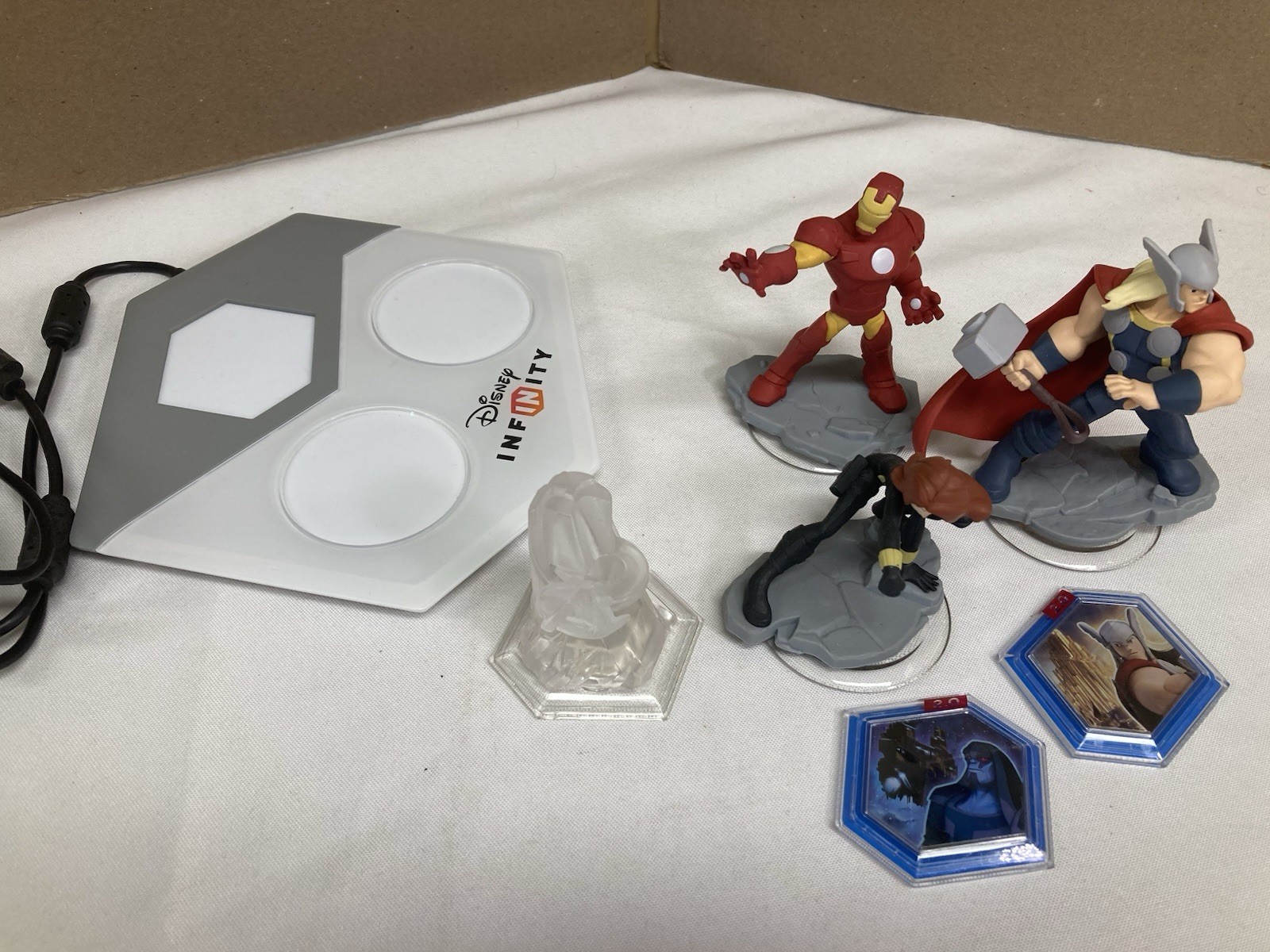 Disney Infinity 2.0 Marvel Super Hero’s Starter Pack