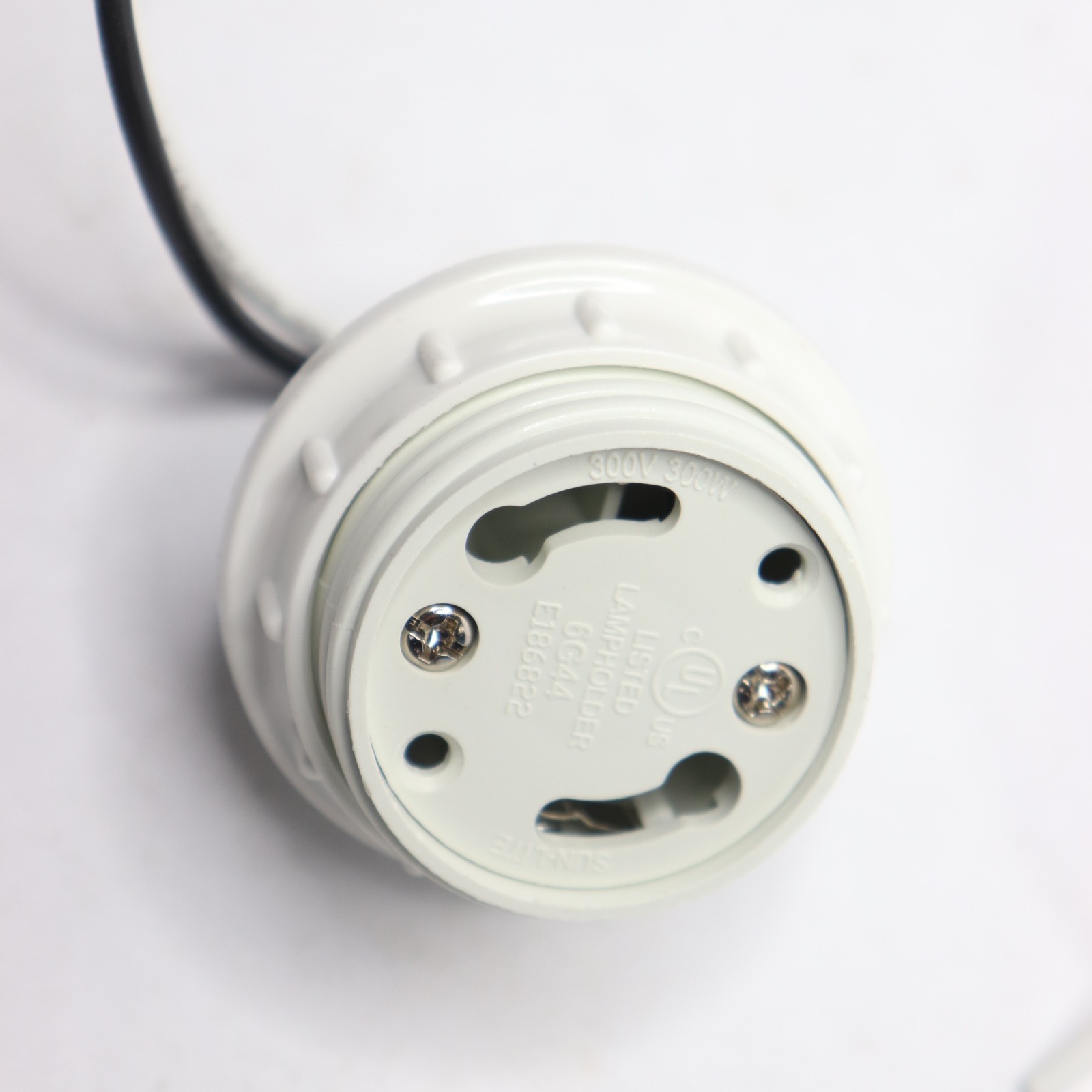 (10-Pk) ADL Socket with Threads GU24 D3514