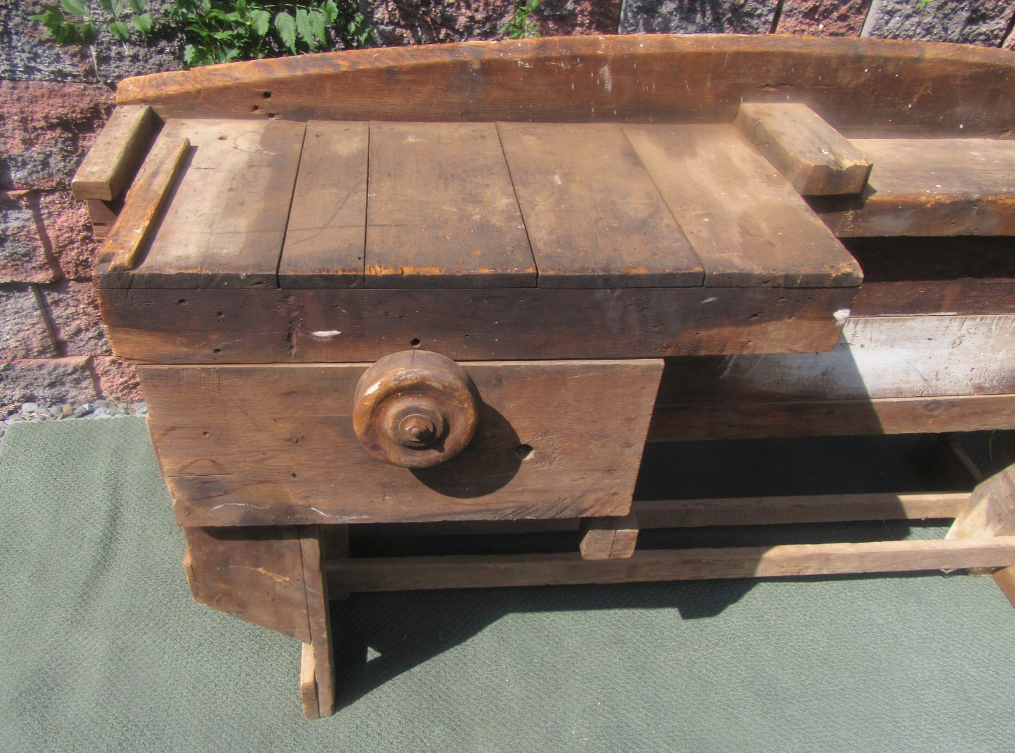 Antique Wood Carpenters Tool Workshop Saw Sharpening Work Bench Workbench