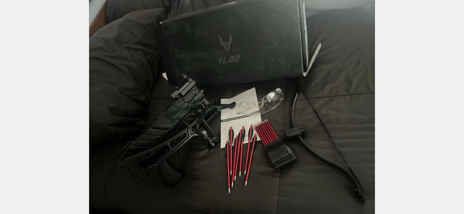 VL80 80lb Pistol Crossbow Set, 165 fps w/ Bolts, Safety Glasses & Box