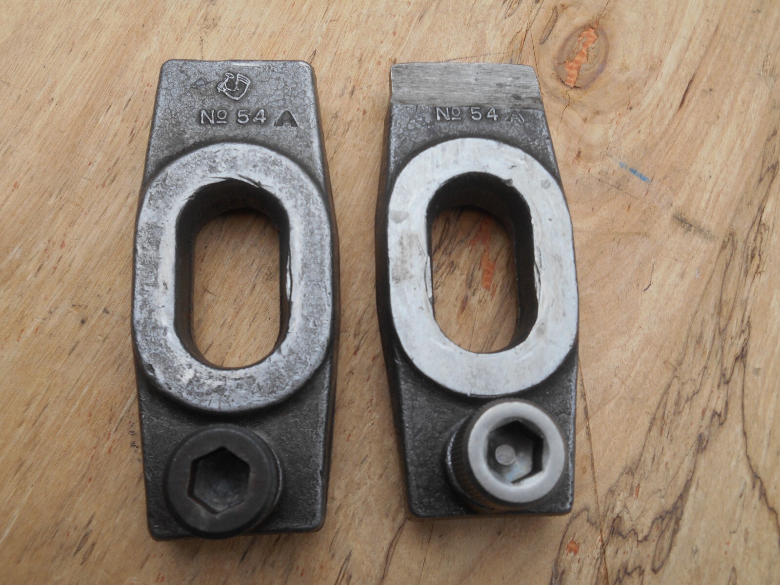 ARMSTRONG NO. 54A MILLING MACHINE HOLD DOWNS