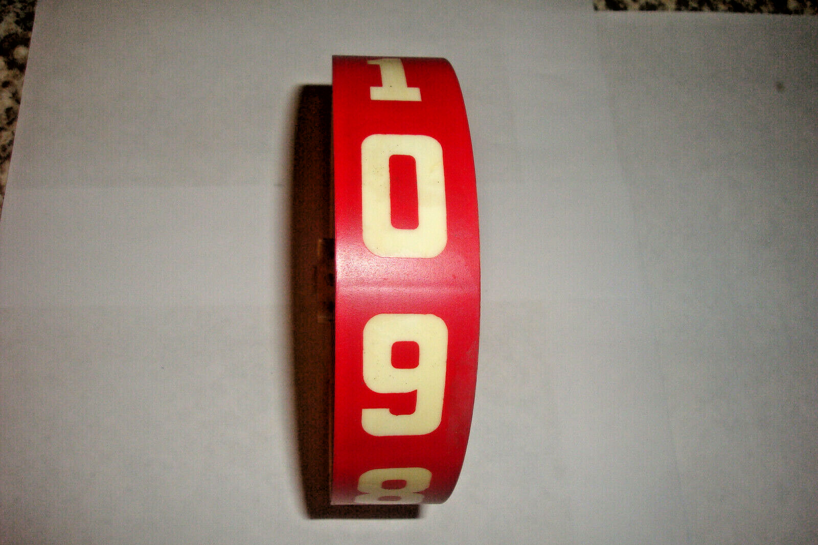 Williams Pinball, United Shuffle Alley 5-1/2" Very Nice, Clean, Red Score Reels.