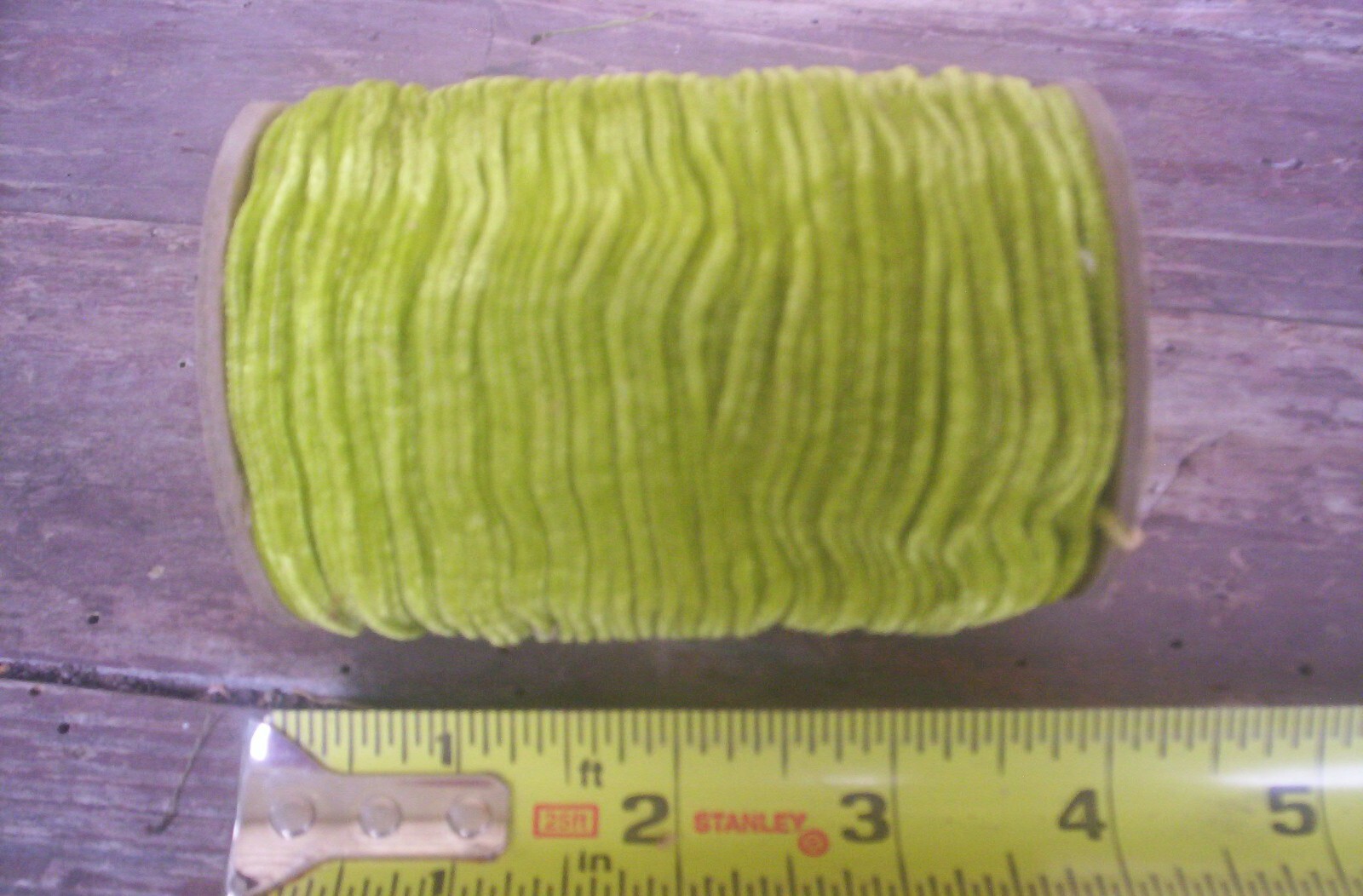 144 yds Spool of RAYON CHENILLE SIZE #00 Ex.Fine #70 W. Grn.  Fly Tying Material