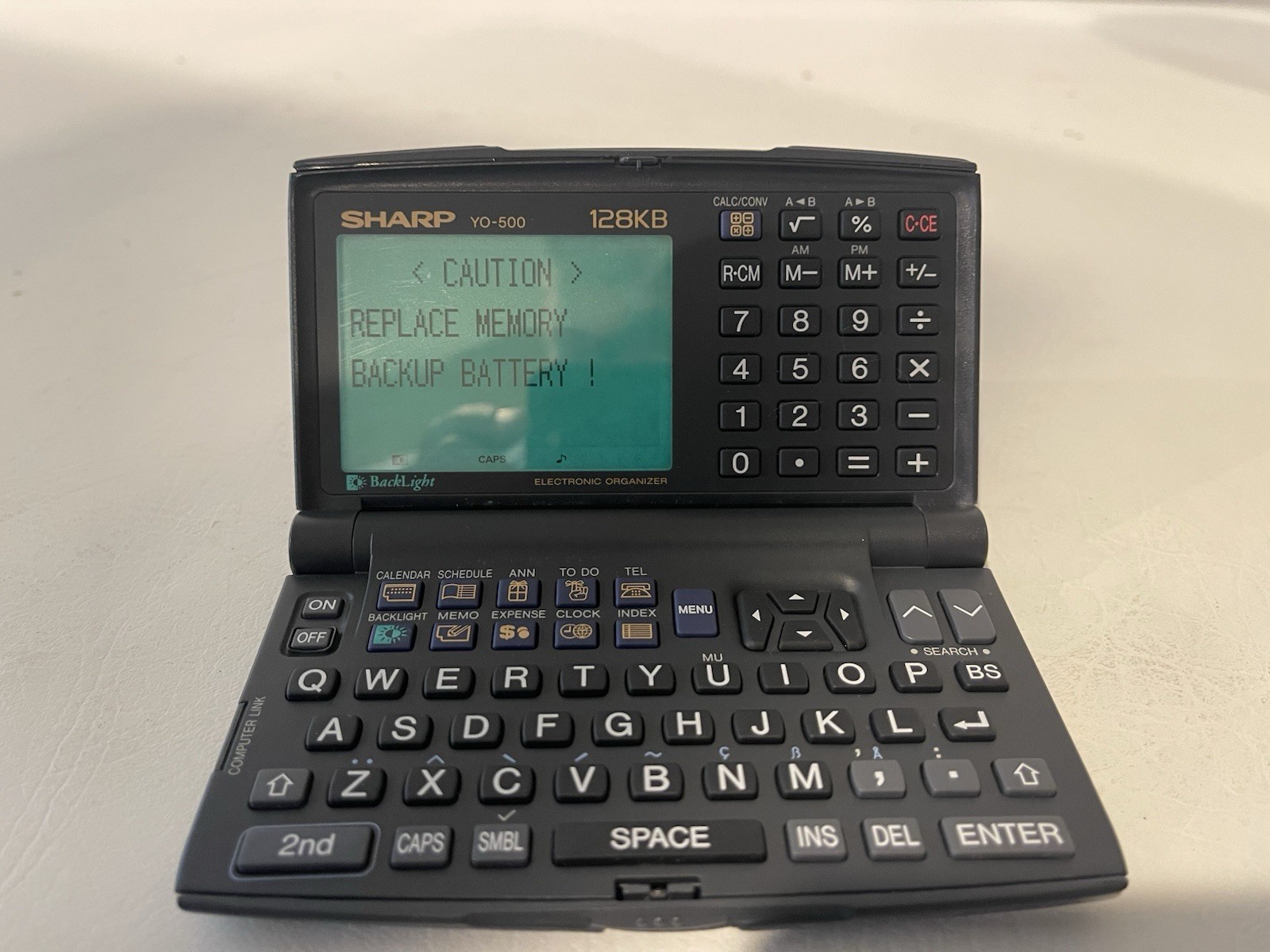 Sharp YO-500 Vintage Electronic Organizer with 128 KB memory Clean, Working!