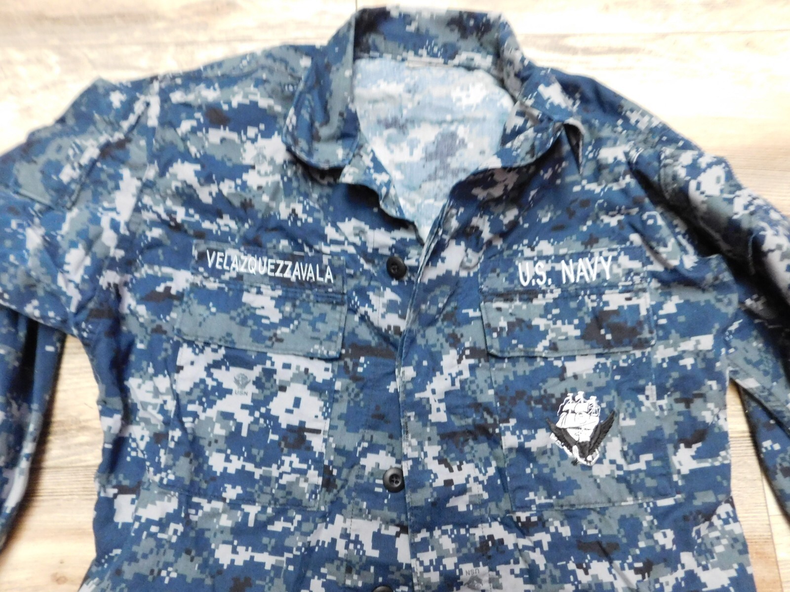 US NAVY WORKING BLOUSE COAT SIZE MEDIUM - SHORT