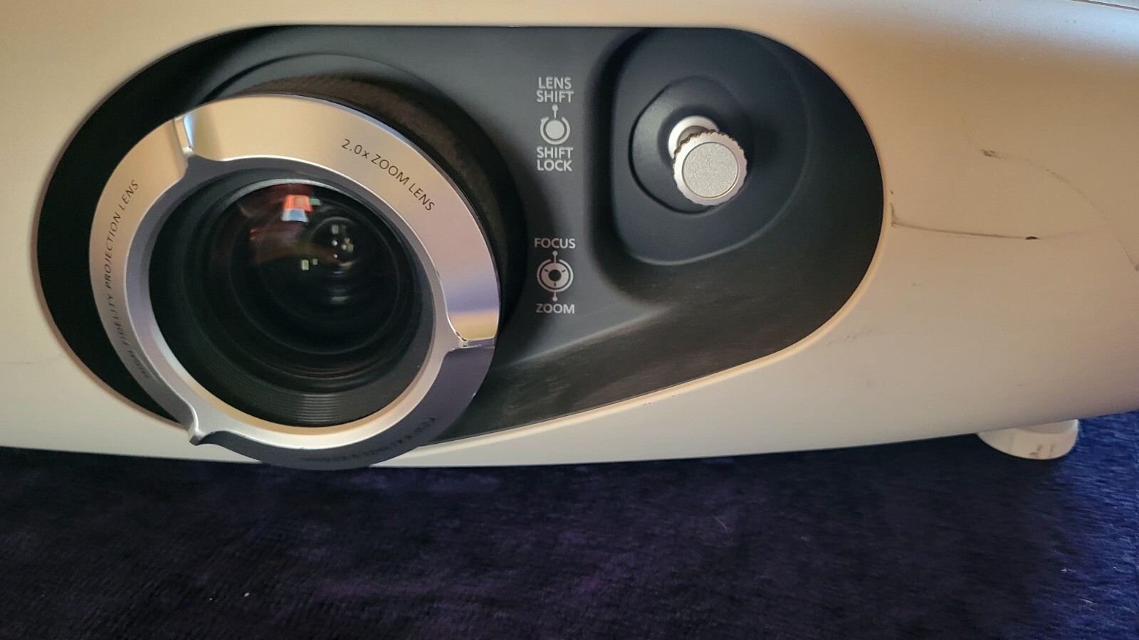 Panasonic DLP Projector PT-RZ370  - WORKS GREAT