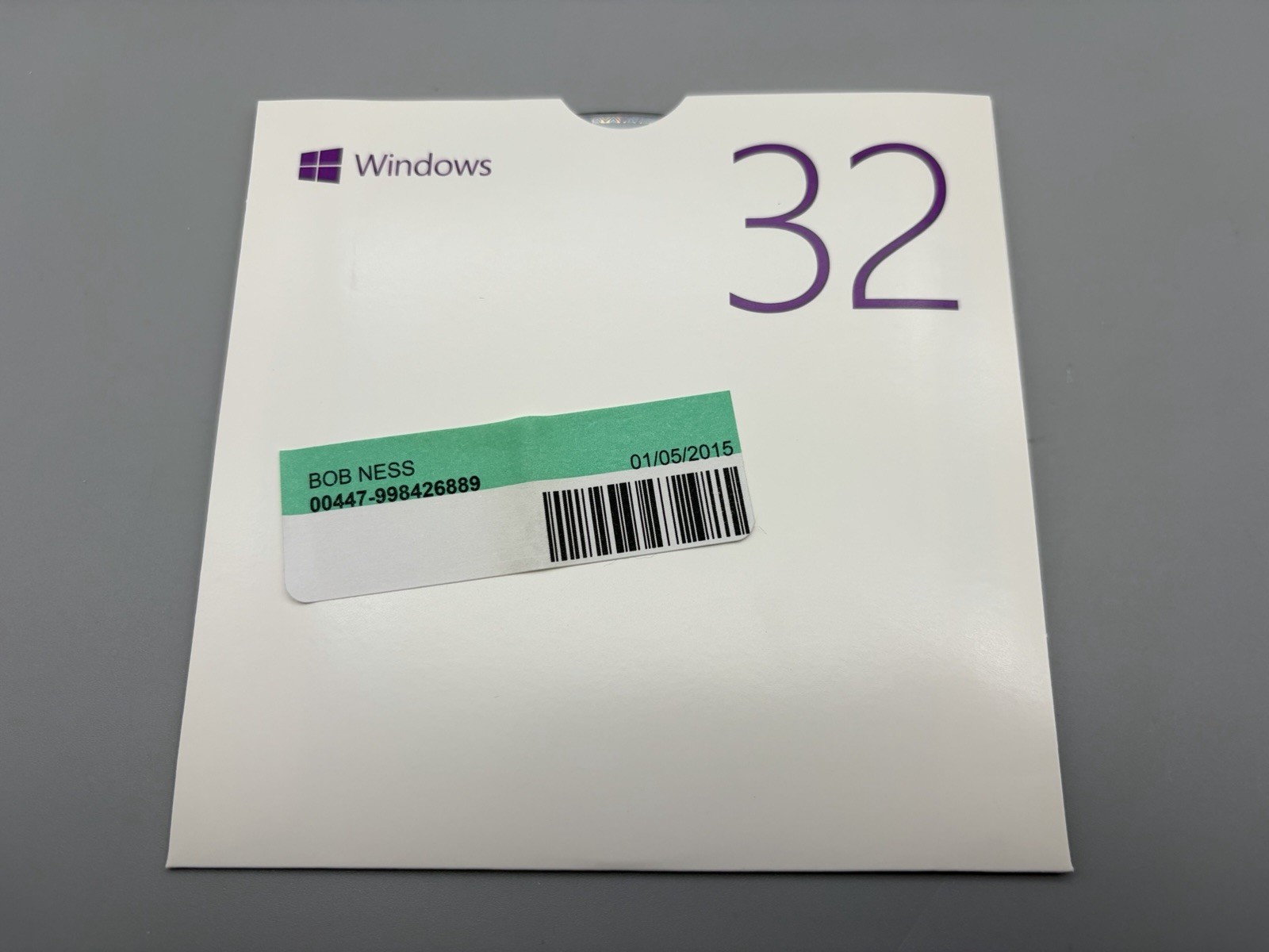 Microsoft Windows 8.1 Full Version 32 Bit and 64 Bit Discs w/Key