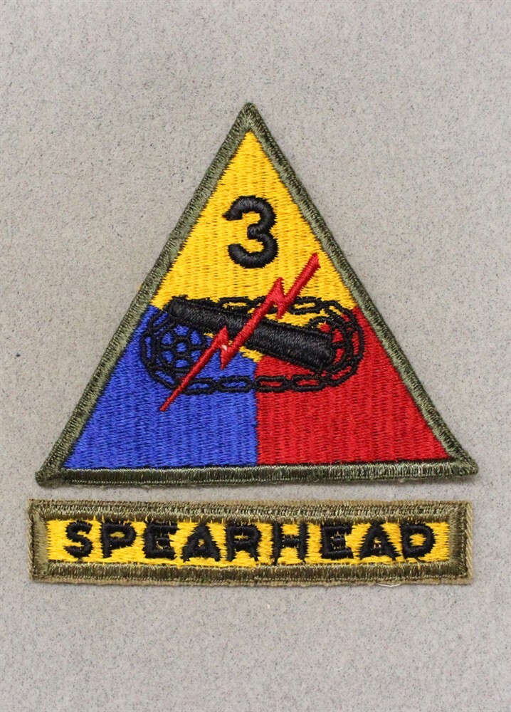 Army patch 6704: 3rd Armored Div "SPEARHEAD" set - cut edge