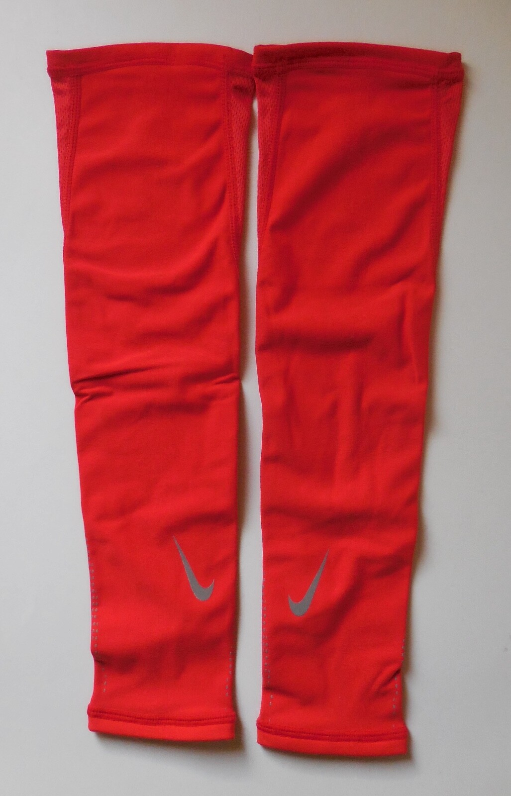 Nike Thermal Arm Warmer Sleeves Lightweight Challenge Red/Silver L/XL One Pair