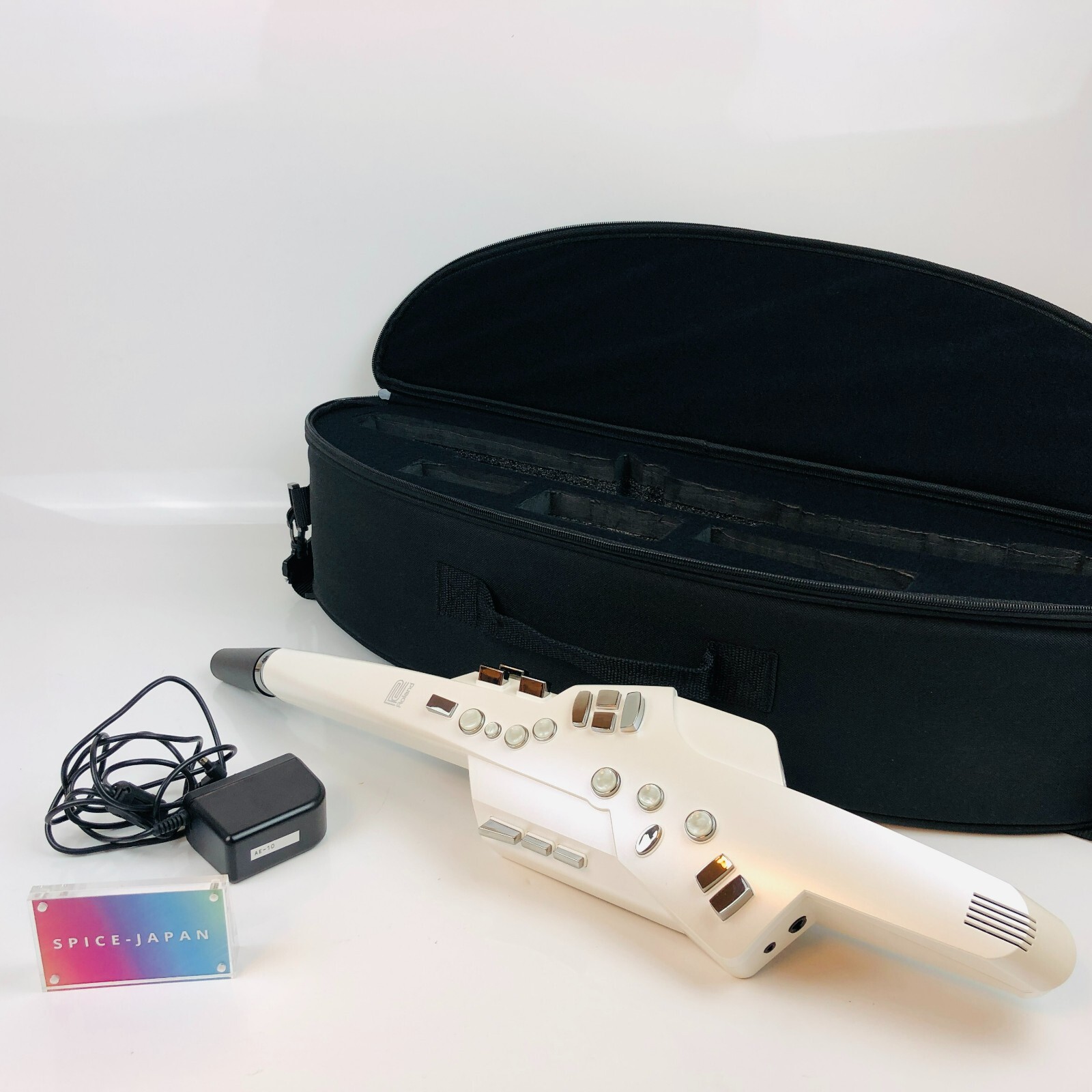 Roland AE-10 White Aerophone Digital Saxophone Digital Wind Synthesize Japan