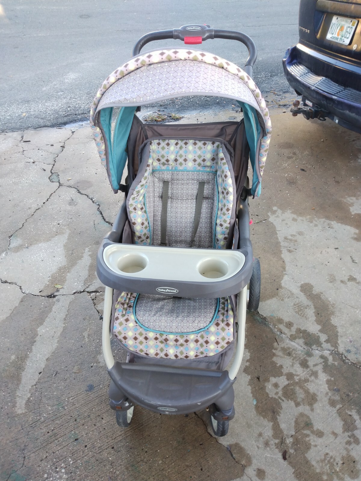 Baby Trend Stroller... safety belt