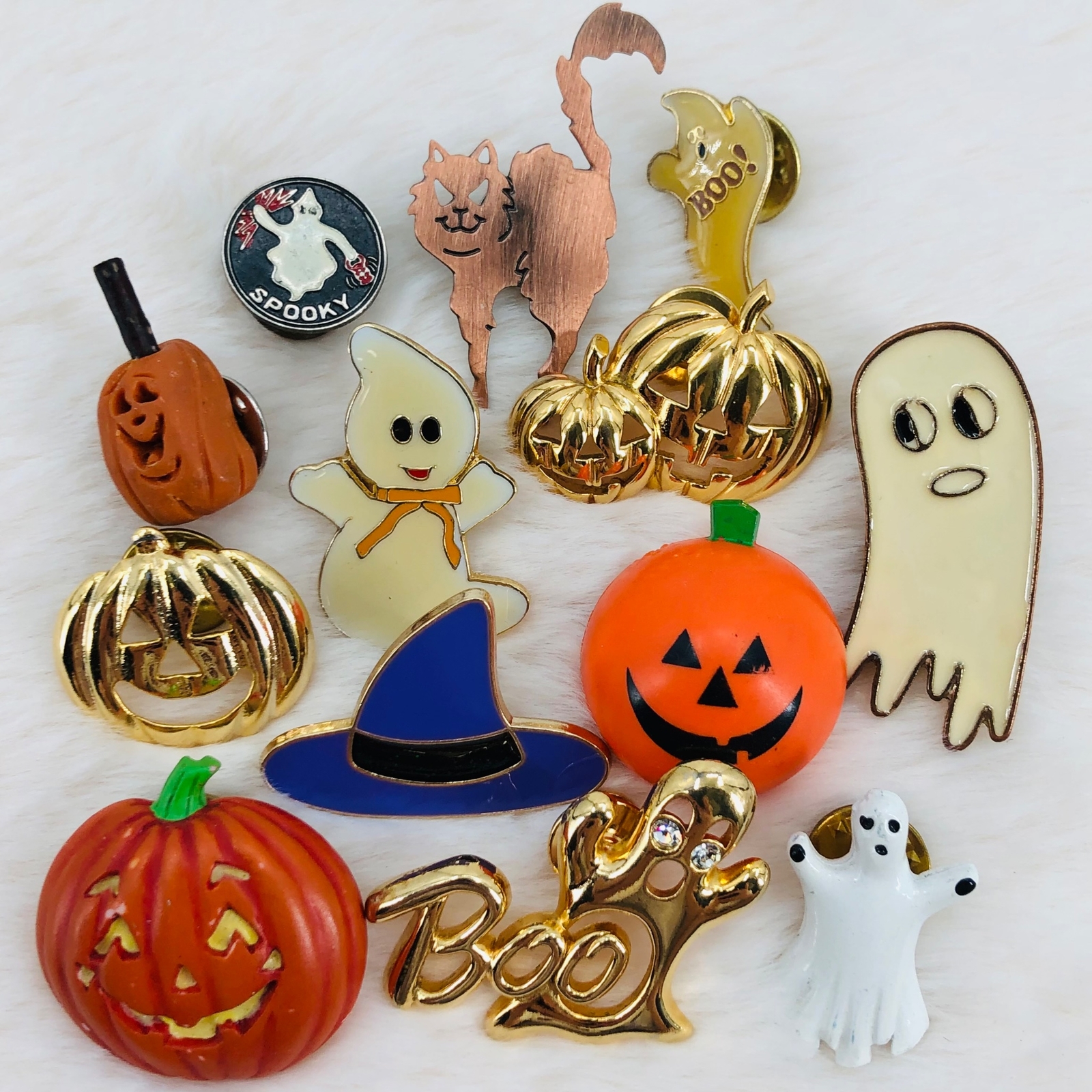 Halloween Lapel Pin Lot w/ Witch Hat Avon Pumpkin Jack-o-Lantern Ghost