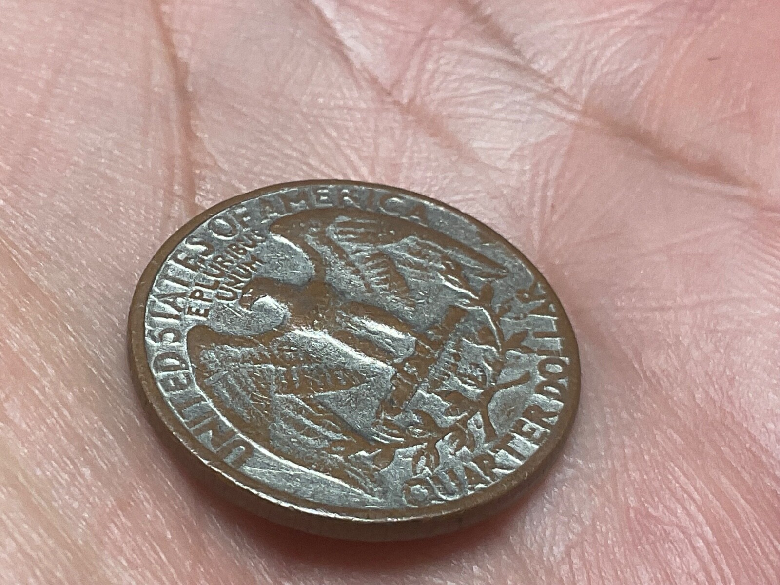 1967 Washington quarter——-ERROR VERY LITTLE CLADDING 99% COPPER———-