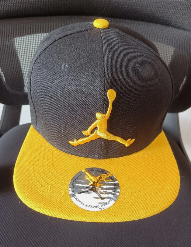 Air Jordan Black Cap Yellow Brim Jumpman Logo Snapback Flat Hat New Tags