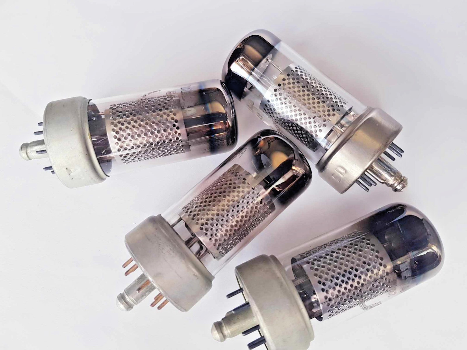 1 x EF22 TESLA 50s Vacuum Pentode   RF/IF-Stage W143 = CV303 NEW TUBE