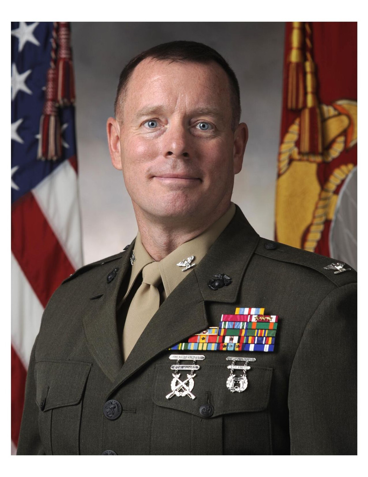 United States Marine General David W. Maxwell 8x10 Photo On 8.5" x 11"