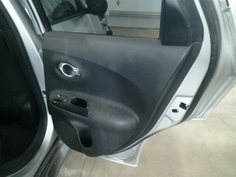 Driver Left Front Spindle/Knuckle Fits 11-25 LEAF 104685757