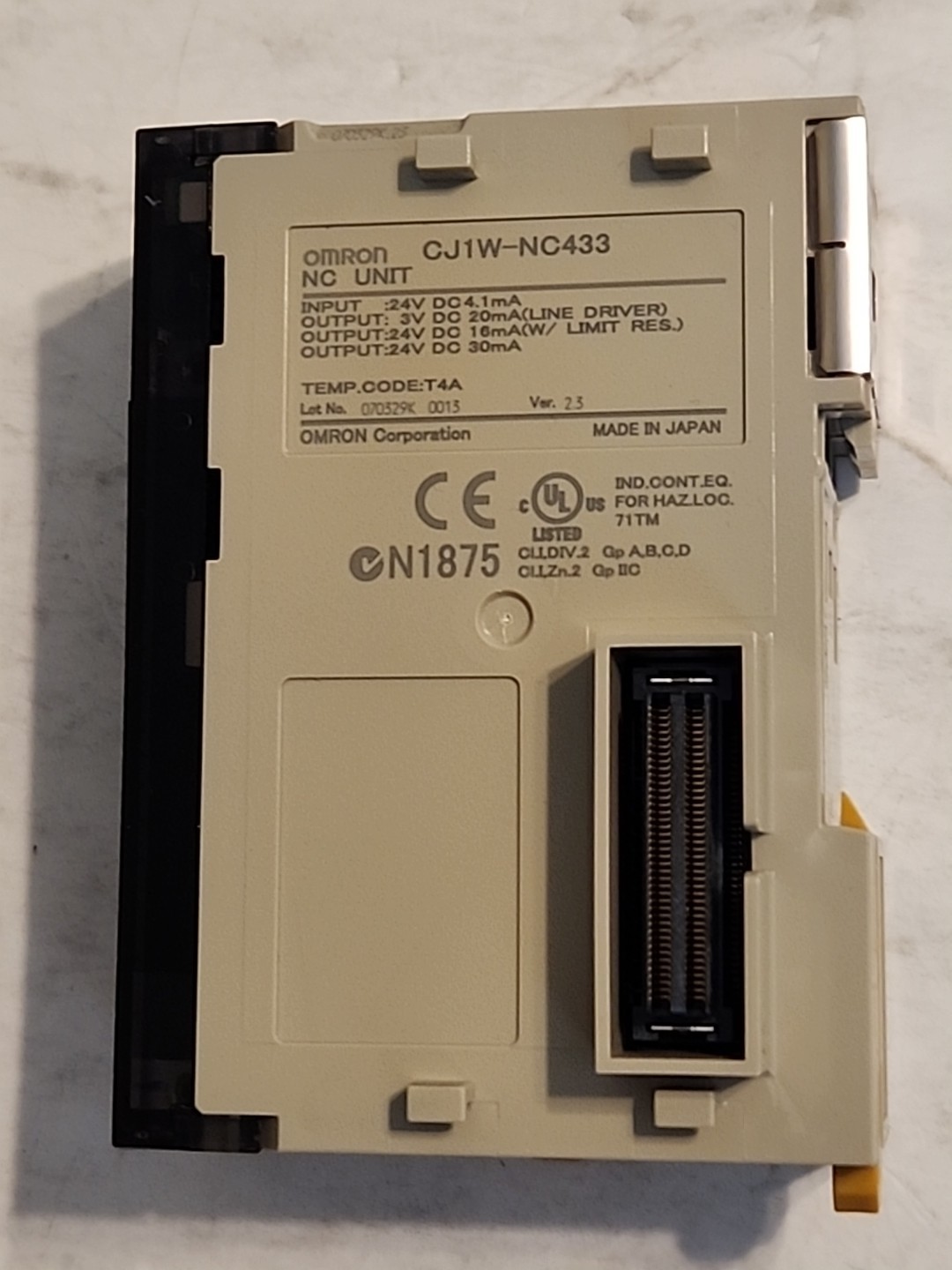 OMRON PLC CJ1W-NC433 Position Control Unit - Free Shipping
