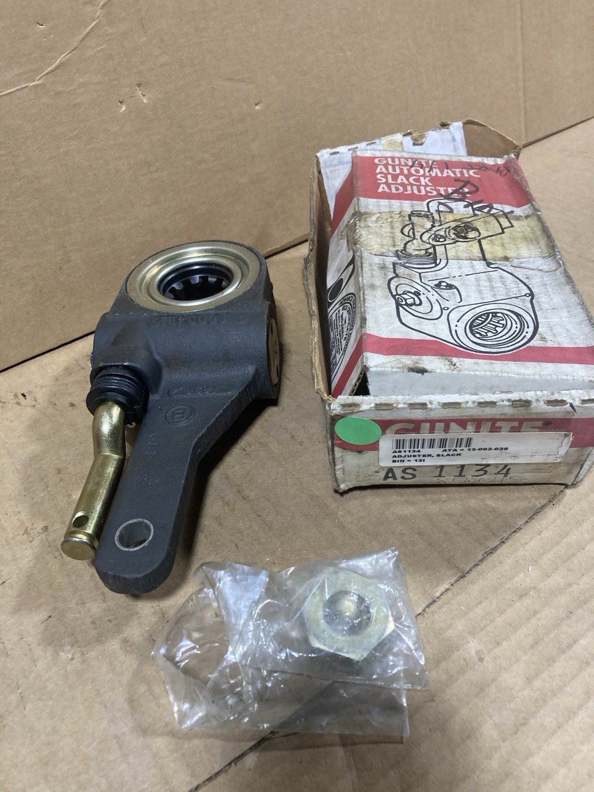 85100215 GUNITE VOLVO SLACK ADJUSTER AS1134 free Shipping MISSING PARTS
