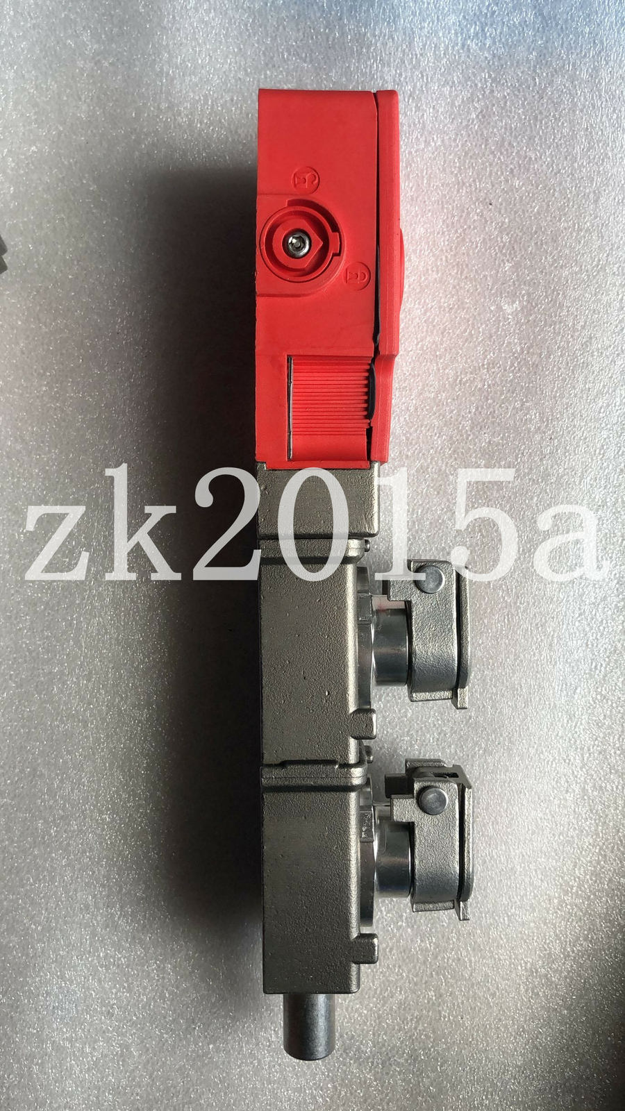 440T-MDBUE12AAAA fast ship by DHL OR EMS