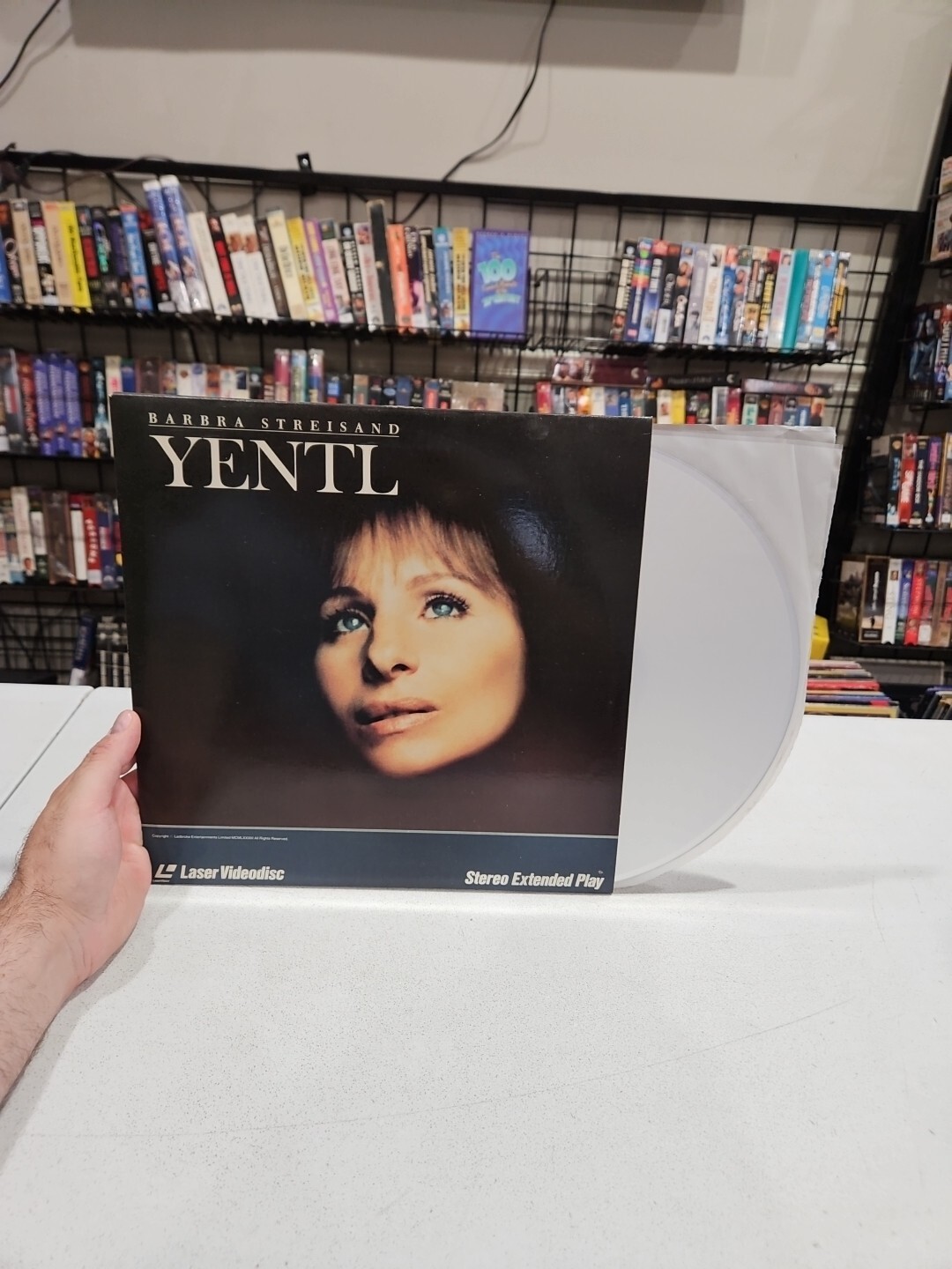 Yentyl Barbra Streisand Laserdisc Video Movie 1984 CBS Fox 📀 BUY 2 GET 1 FREE