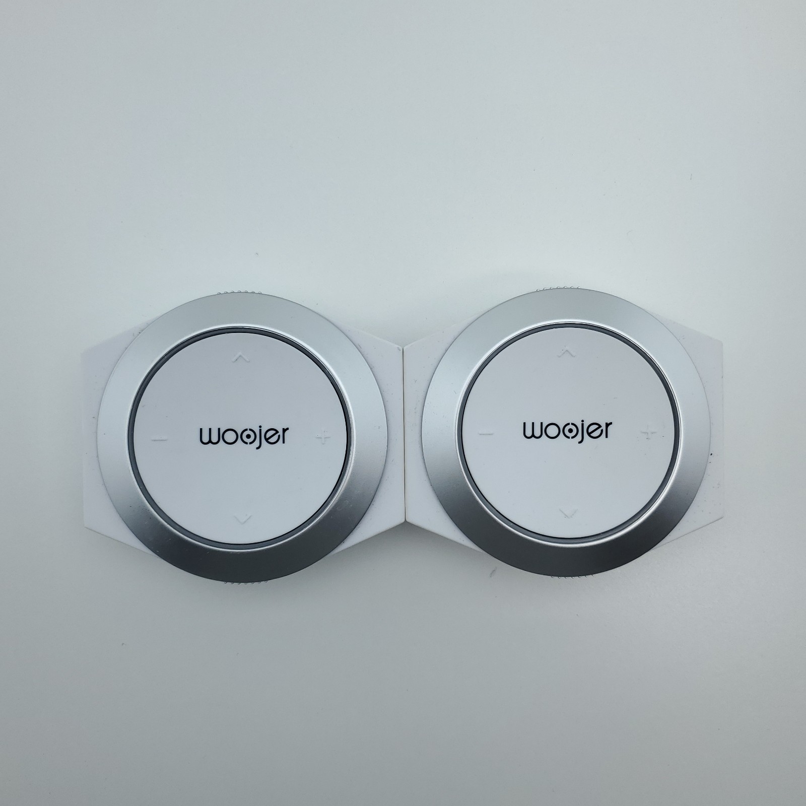 Lot Of 2 Woojer Haptic Strap 3 For Games, Music, Movies, VR  White For Parts