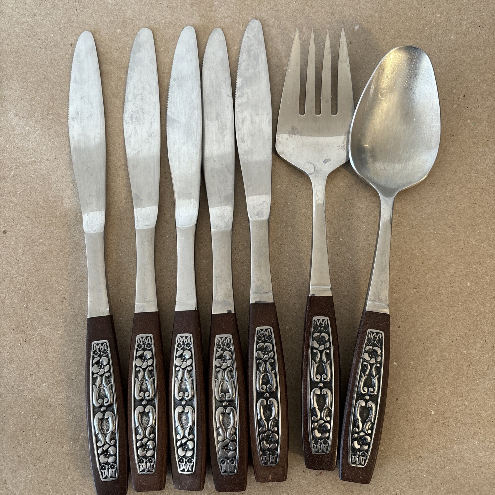 Achievement Flatware 5 Knives 2 Serveware Stainless Japan Wood Silver Flower MCM
