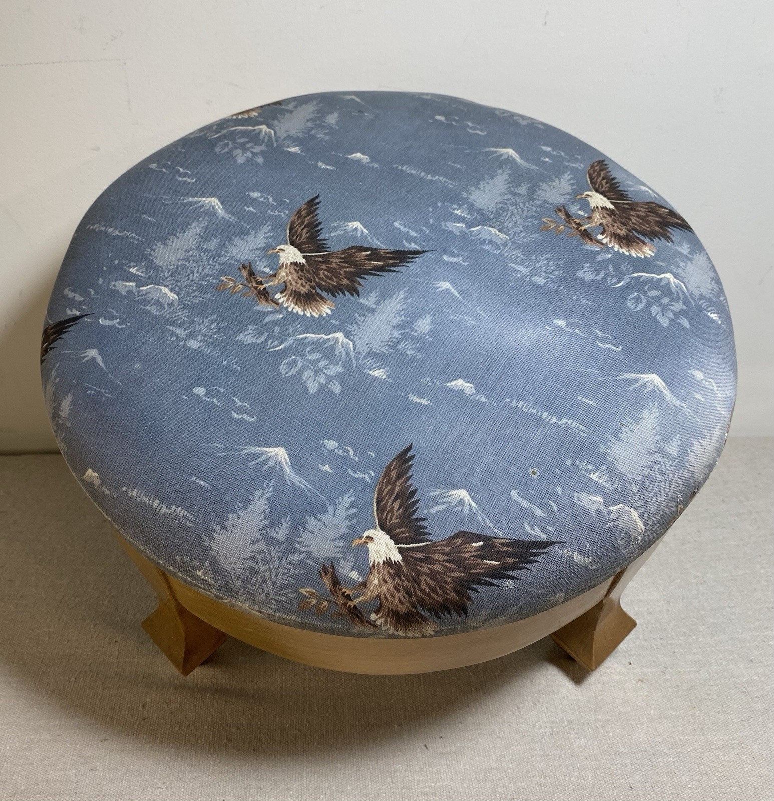 Vintage Wooden Foot Stool Kneeling Bench Ottoman Eagle Fabric Seat Cushion