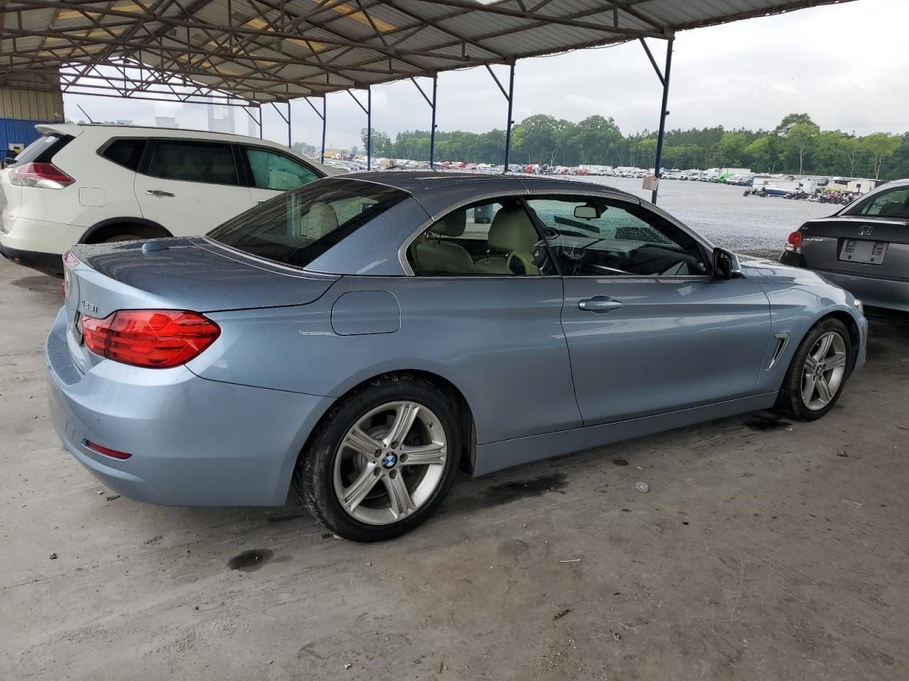 428I BMW 2014 Glove Box 4689960