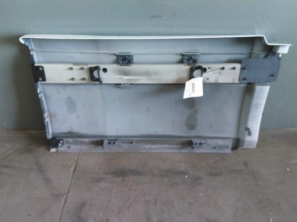 For 2017 VOLVO VNL SIDE FAIRING Left , IL